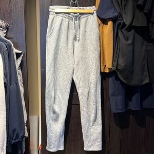 TNA, Size S gray joggers